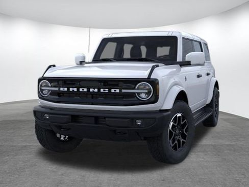 New 2026 Ford Bronco Outer Banks AWD/4WD image 2
