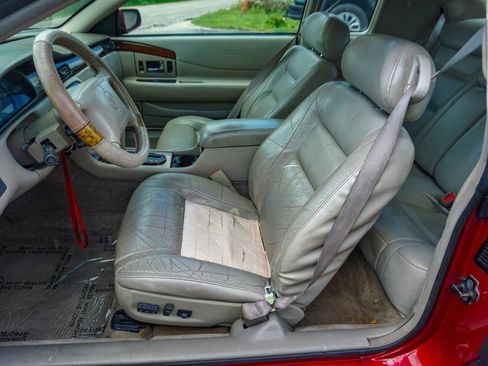 Used 1999 Cadillac Eldorado Touring FWD image 11