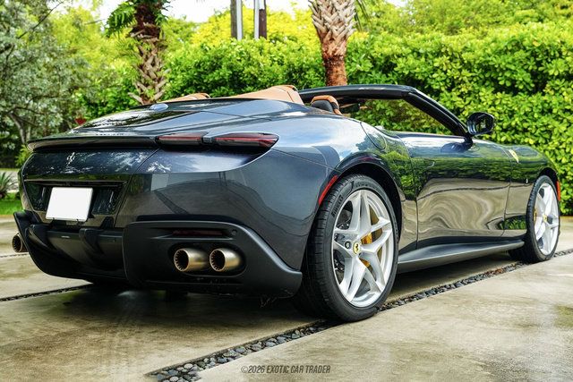 Used 2026 Ferrari Roma Spider RWD image 8