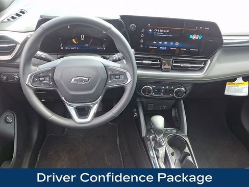 Used 2026 Chevrolet TrailBlazer ACTIV w/ Convenience Package AWD/4WD image 3