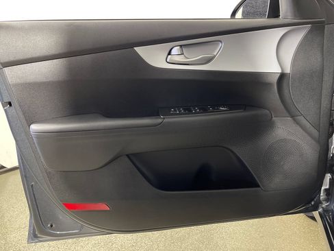 Used 2023 Kia Forte LXS FWD image 19