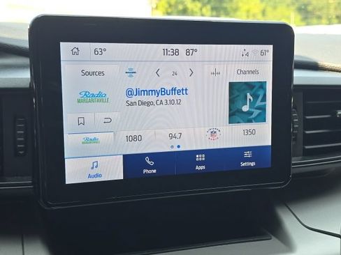 Used 2023 Ford Explorer XLT RWD image 30