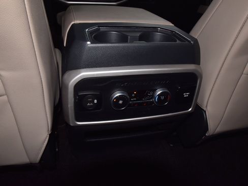 Used 2022 Ford Expedition Max Limited image 19