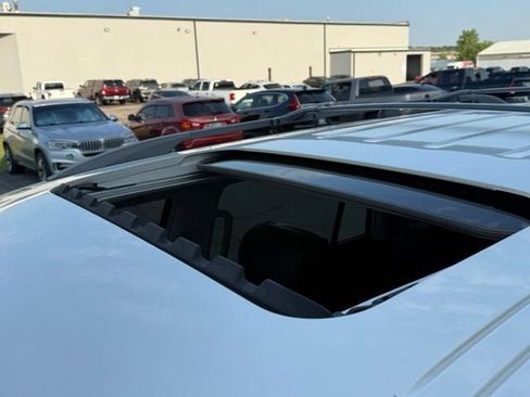 Used 2023 Nissan Armada Platinum w/ Captain's Chairs Package AWD/4WD image 17