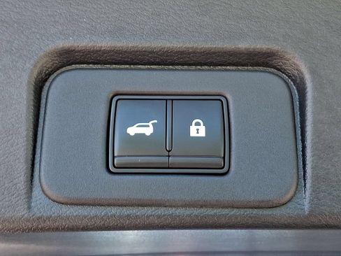 Used 2021 Nissan Rogue SL w/ Premium Package AWD/4WD image 29