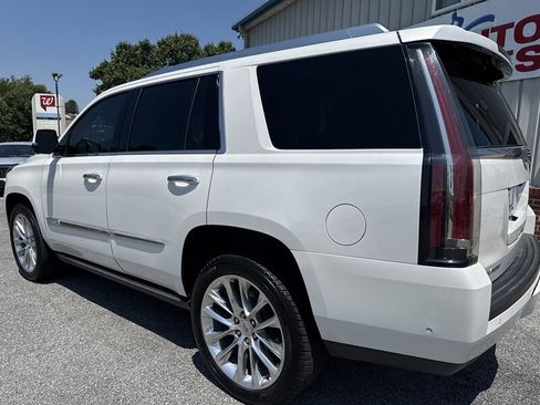Used 2018 Cadillac Escalade Premium Luxury image 8
