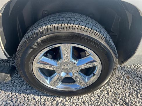 Used 2012 Chevrolet Tahoe LTZ image 13