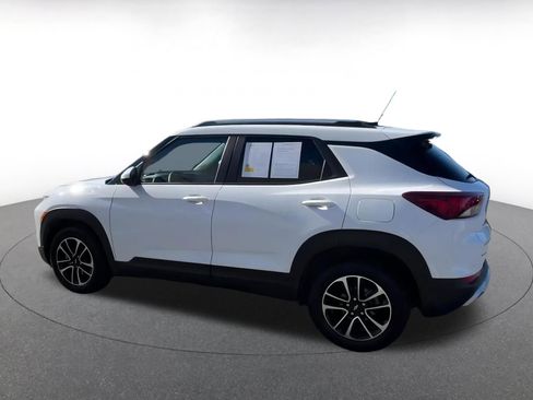 Used 2025 Chevrolet TrailBlazer LT image 10