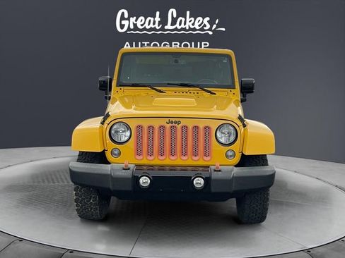Used 2015 Jeep Wrangler Unlimited Sahara AWD/4WD image 8