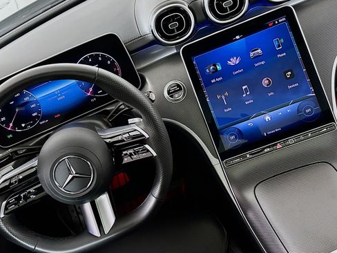 Used 2024 Mercedes-Benz C 300 4MATIC Sedan image 16