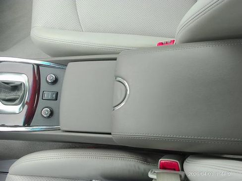 Used 2010 INFINITI G37 x Sedan w/ Premium Pkg AWD/4WD image 14