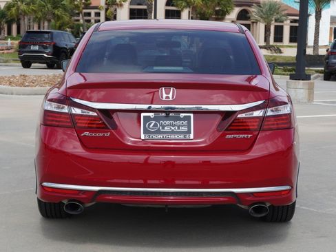 Used 2016 Honda Accord Sport image 7