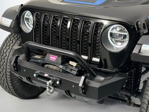 Used 2021 Jeep Wrangler Unlimited Rubicon 4xe w/ Cold Weather Group AWD/4WD image 13