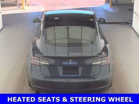 Used 2023 Tesla Model 3 Standard Range image 5