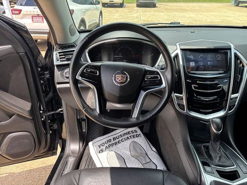 Used 2016 Cadillac SRX FWD image 13