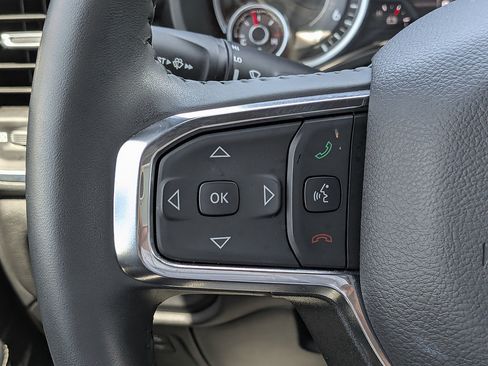 Used 2024 RAM 1500 Laramie AWD/4WD image 25