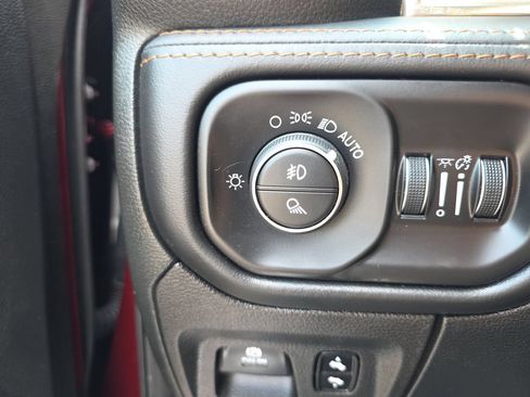 Used 2020 RAM 1500 Limited AWD/4WD image 36