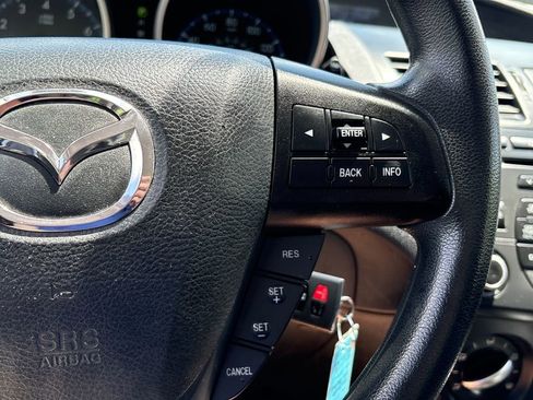Used 2013 MAZDA MAZDA3 i Sport FWD image 16