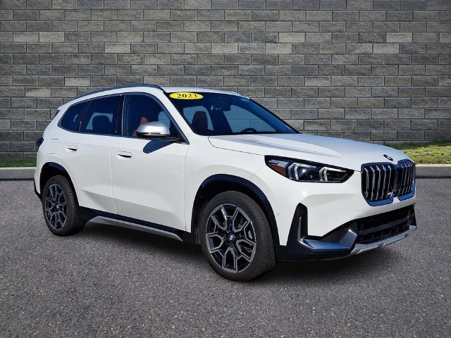 Used 2023 BMW X1 xDrive28i w/ Premium Package AWD/4WD image 1