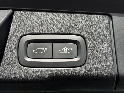 Used 2021 Volvo XC60 T5 Inscription w/ Advanced Package FWD image 15