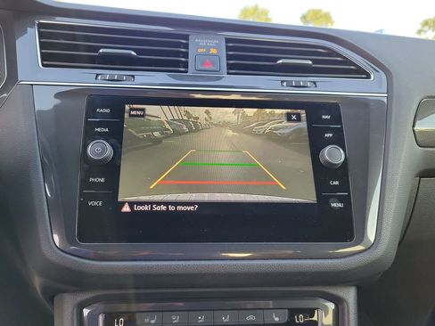 Used 2020 Volkswagen Tiguan SEL Premium R-Line w/ 3rd Row Seat Package image 39