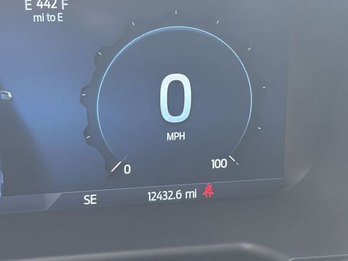 Used 2025 Ford F250 Lariat w/ Tremor Off-Road Package image 35