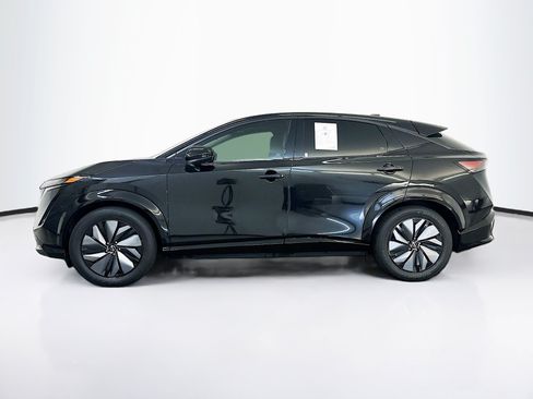 Used 2023 Nissan Ariya AWD image 4