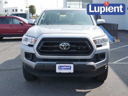 Used 2023 Toyota Tacoma SR image 10