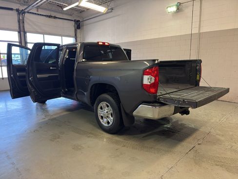 Used 2016 Toyota Tundra SR5 AWD/4WD image 10