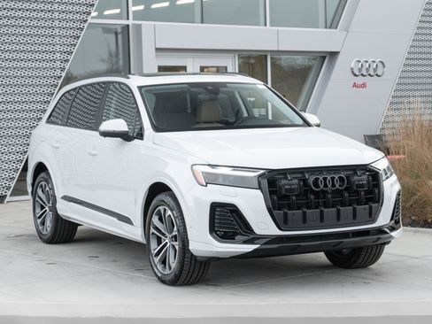 New 2025 Audi Q7 2.0T Premium Plus image 2