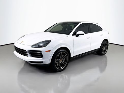 Certified 2022 Porsche Cayenne Coupe image 1
