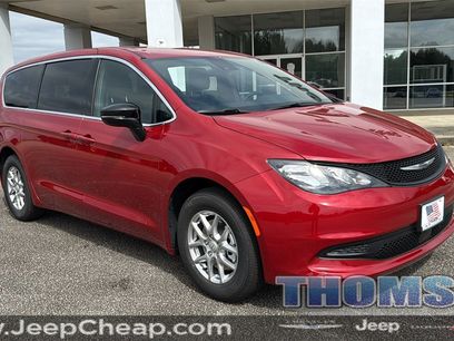 New 2026 Chrysler Voyager LX