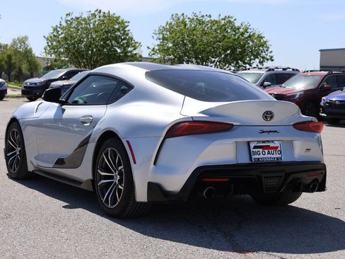 Used 2022 Toyota Supra RWD image 11