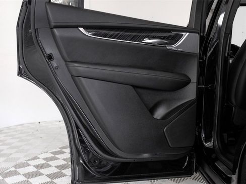 Used 2024 Cadillac XT6 Premium Luxury image 50