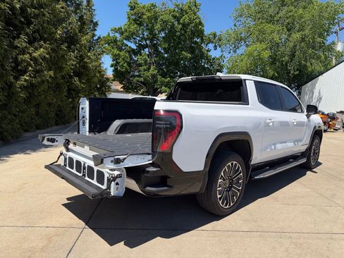 Used 2026 GMC Sierra EV Denali AWD/4WD image 13