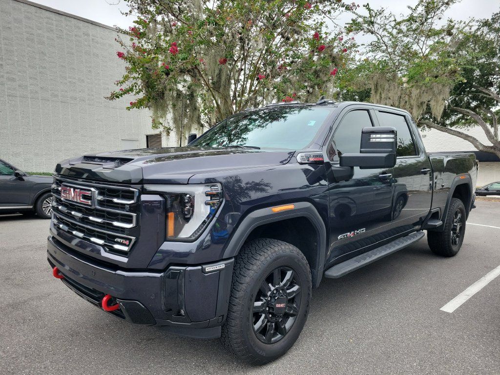 Used 2025 GMC Sierra 2500 AT4 w/ AT4 Premium Plus Package AWD/4WD image 3