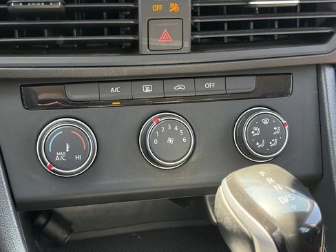 Used 2024 Volkswagen Jetta S FWD image 8