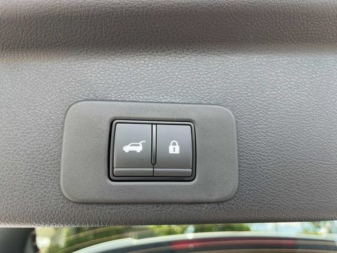 New 2025 Nissan Murano SV w/ Cargo Package AWD/4WD image 13