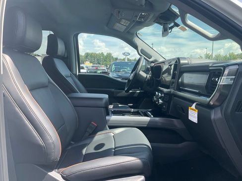 New 2026 Ford F250 Lariat w/ Chrome Package AWD/4WD image 12
