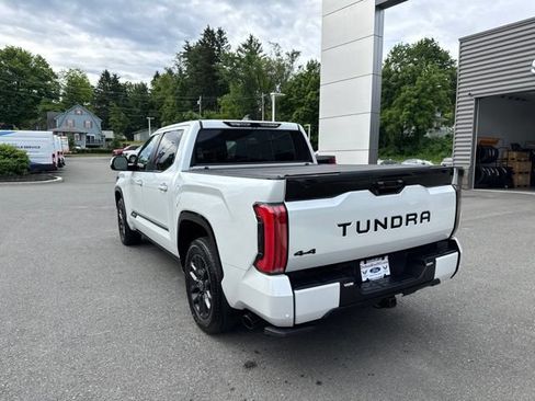 Used 2024 Toyota Tundra Platinum AWD/4WD image 9