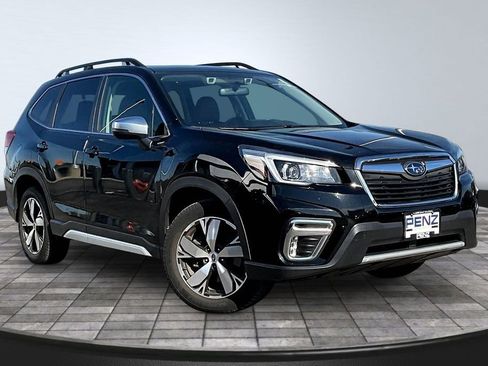 Used 2020 Subaru Forester Touring AWD/4WD image 3