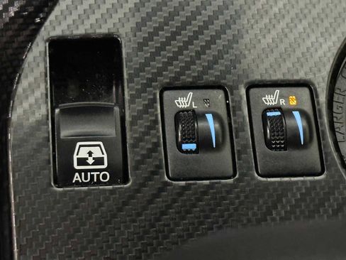 Certified 2024 Toyota 4Runner TRD Off-Road Premium w/ Moonroof Package AWD/4WD image 16