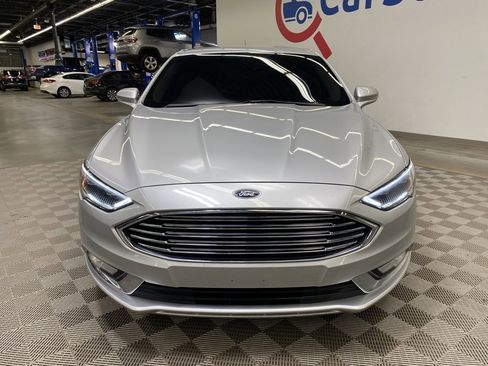 Used 2017 Ford Fusion SE image 4
