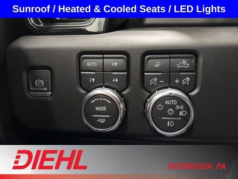 Used 2022 GMC Sierra 1500 AT4X image 29