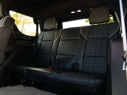 Used 2023 Cadillac Escalade Sport Platinum image 33