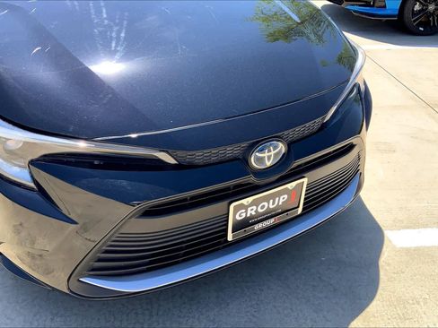 Used 2024 Toyota Corolla XLE FWD image 30