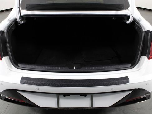 Used 2020 Hyundai Sonata Limited FWD image 16