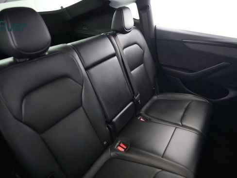 Used 2026 Tesla Model Y Long Range RWD image 5