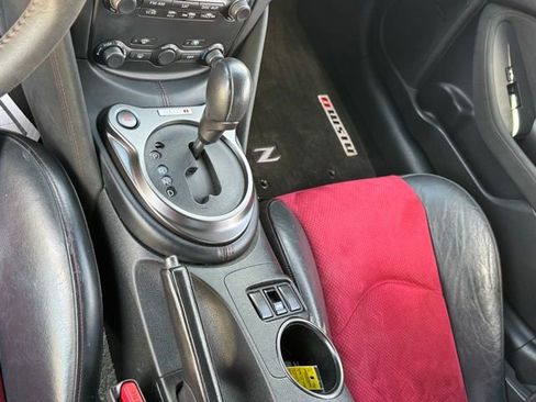 Used 2019 Nissan 370Z NISMO image 22