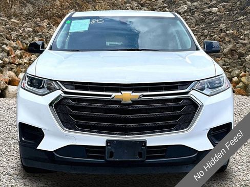 Used 2021 Chevrolet Traverse LS AWD/4WD image 2
